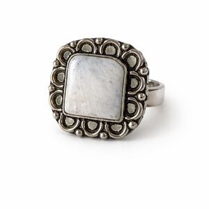 Vintage Style Silver and White Ring